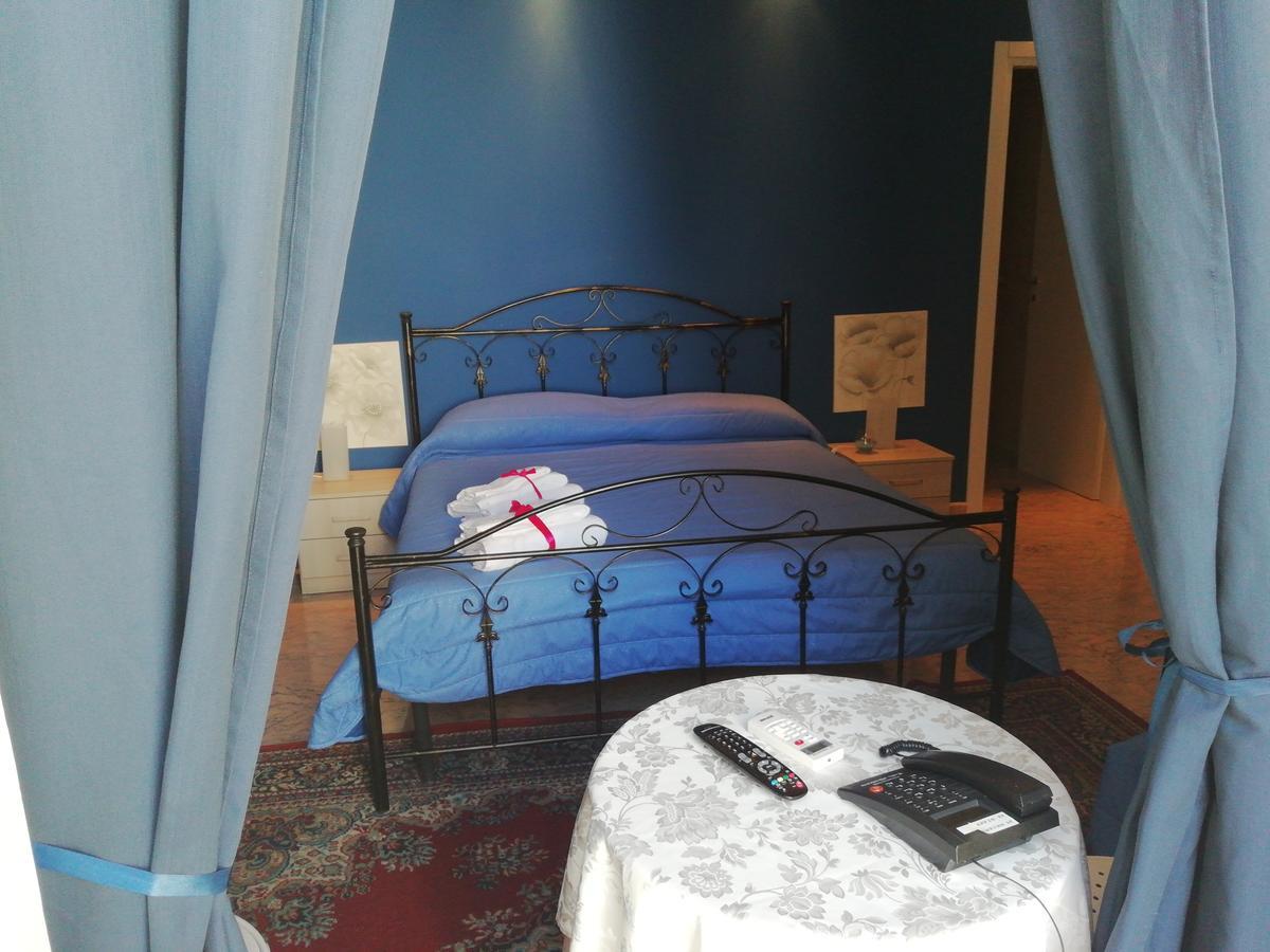 Bed and Breakfast Do Re Mi Bb Трани Экстерьер фото